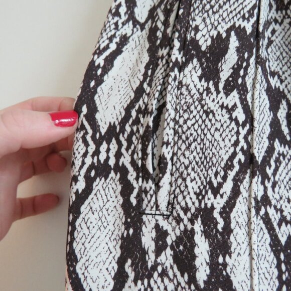 A.L.C. Elijah Python Snake Print Relaxed Fit Pull On Pants - Size 0 - Picture 6 of 14